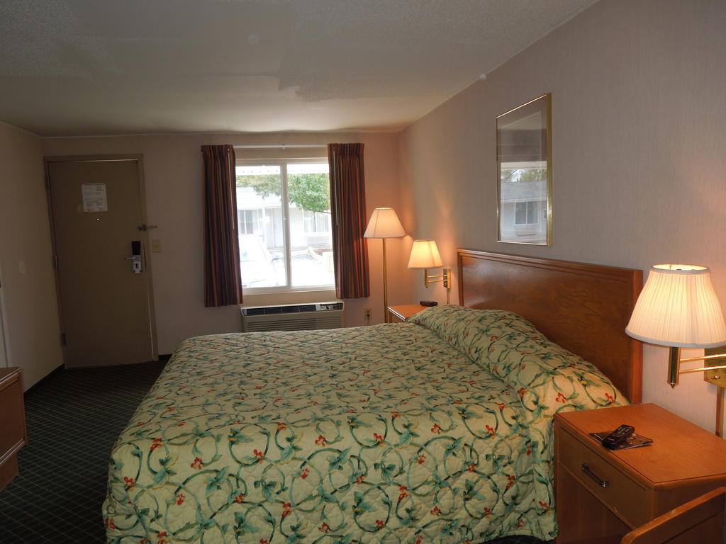 Knights Inn Elyria Kamer foto