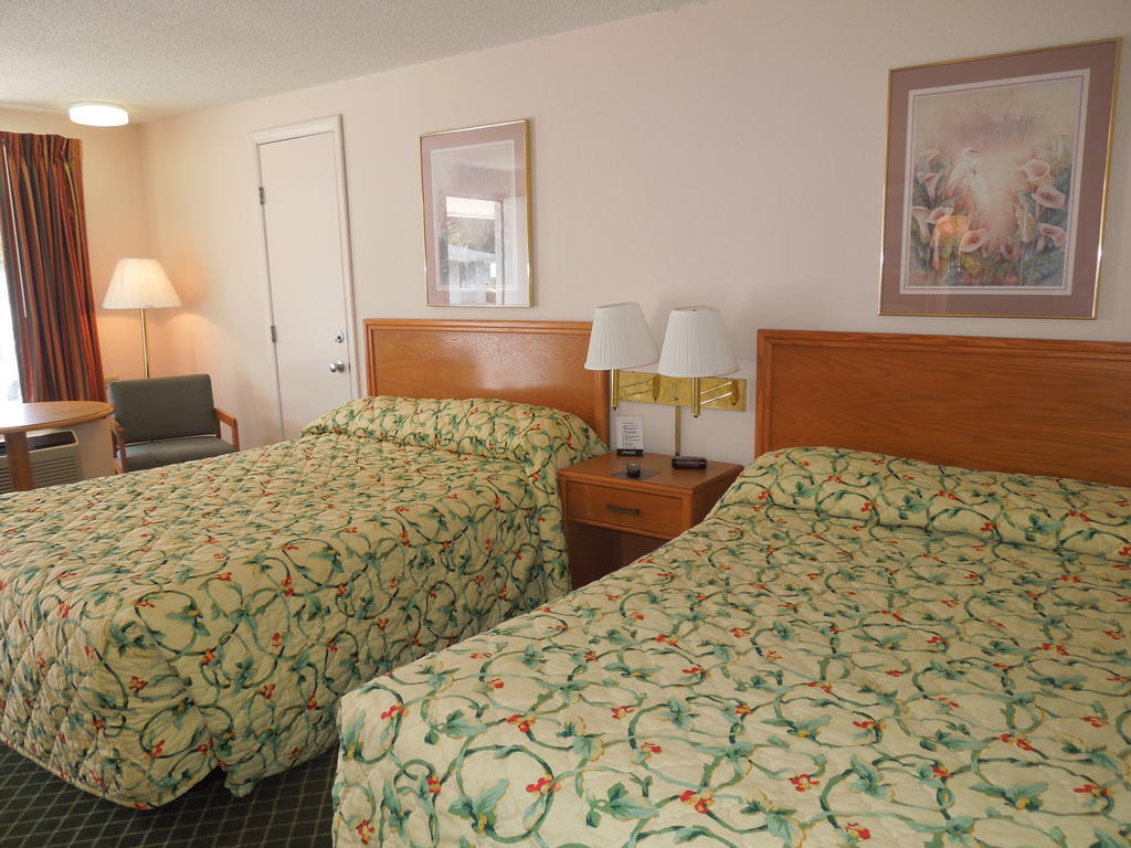 Knights Inn Elyria Kamer foto